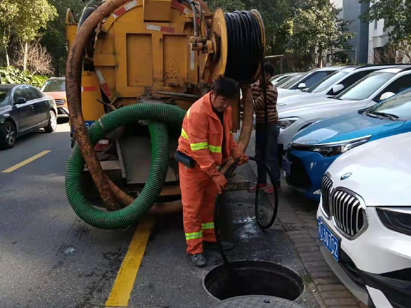 石楼排污管道清淤